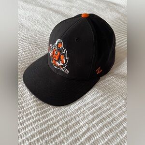 Zephyr Hornets Baseball Fitted Hat Black and Orange Logo Size S